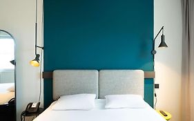 Ibis Praha Wenceslas Square פראג